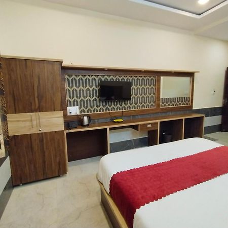 Hotel Grand Vijay プシュカル エクステリア 写真
