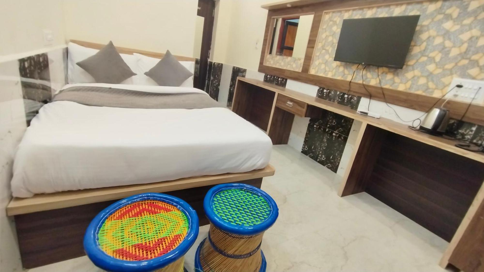 Hotel Grand Vijay プシュカル エクステリア 写真